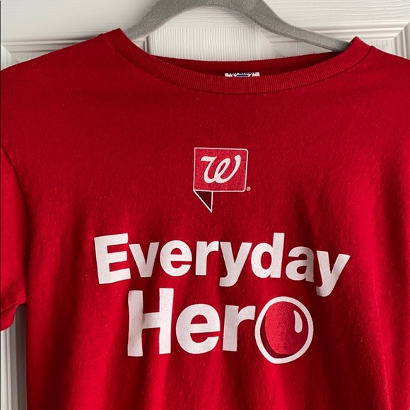 Walgreens “Everyday Hero” Red Nose Day Tshirt - Picture 2 of 8